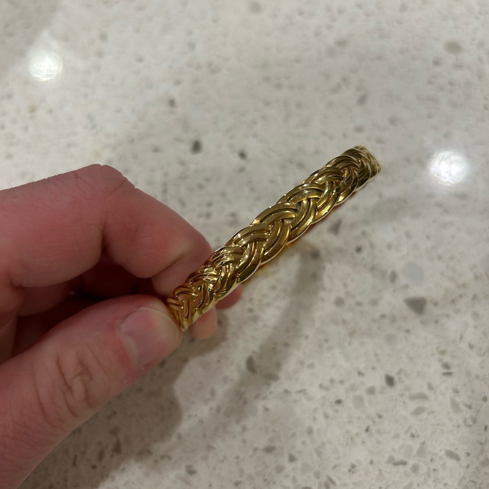 Elegant Gold Braided Bracelet